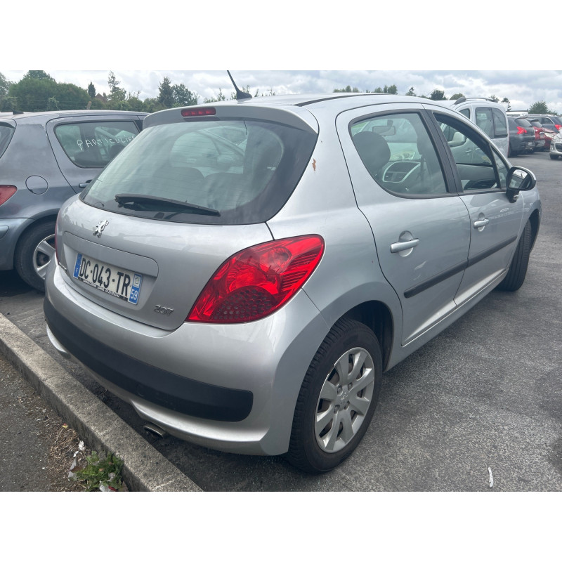 Bouton de coffre PEUGEOT 207 Photo n°8