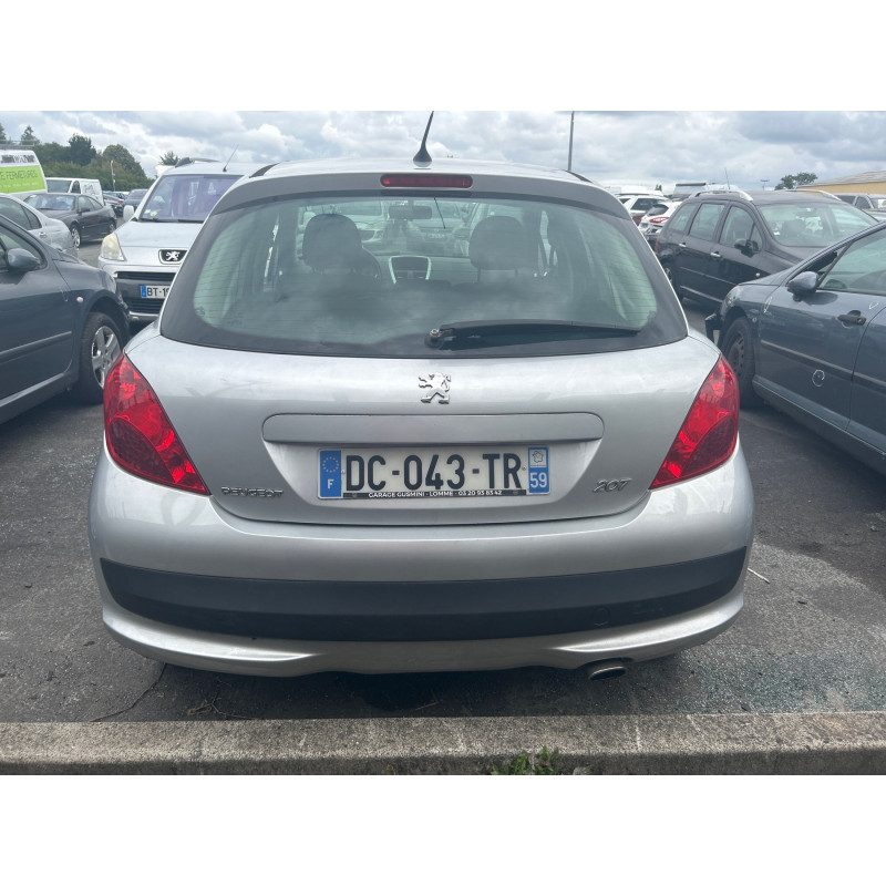 Bouton de coffre PEUGEOT 207 Photo n°9