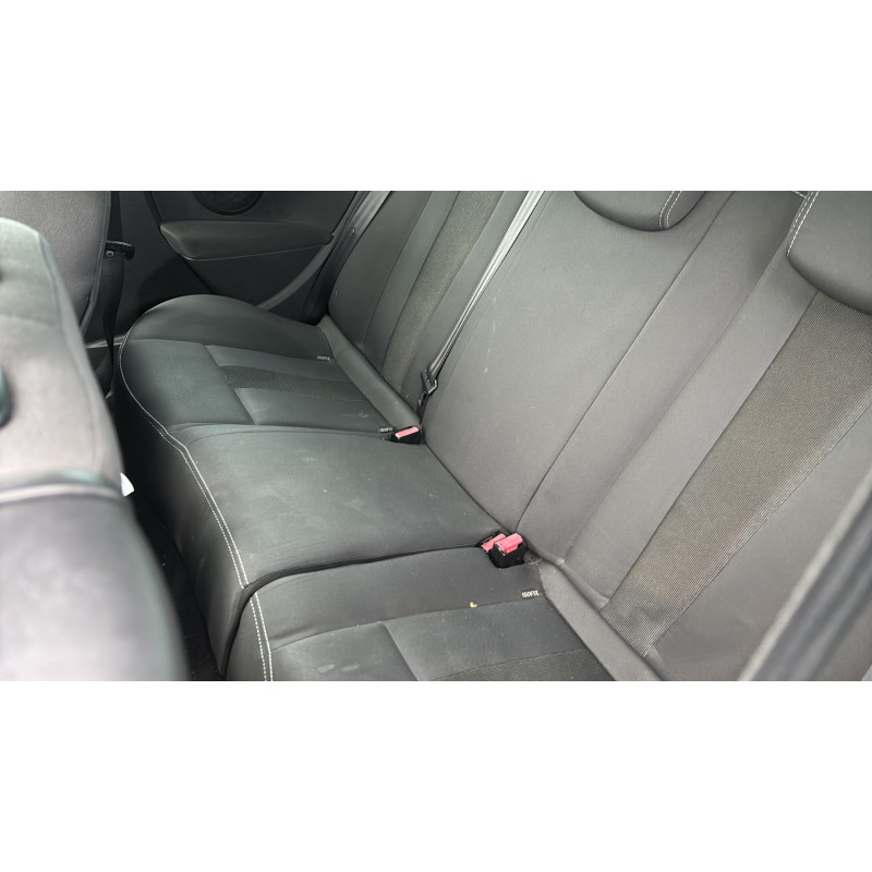 Pretensionneur de ceinture avant droit RENAULT MEGANE 3 Photo n°17