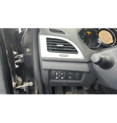Pretensionneur de ceinture avant droit RENAULT MEGANE 3