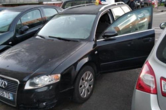 Verin de capot AUDI A4 2