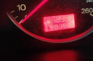 Verin de capot AUDI A4 2