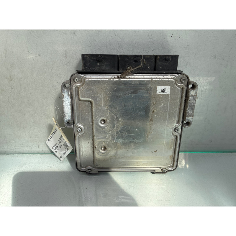 Calculateur moteur RENAULT MASTER 3 Photo n°4
