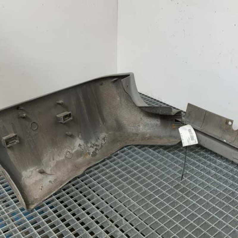 Pare choc arriere FORD TRANSIT 3 Photo n°4