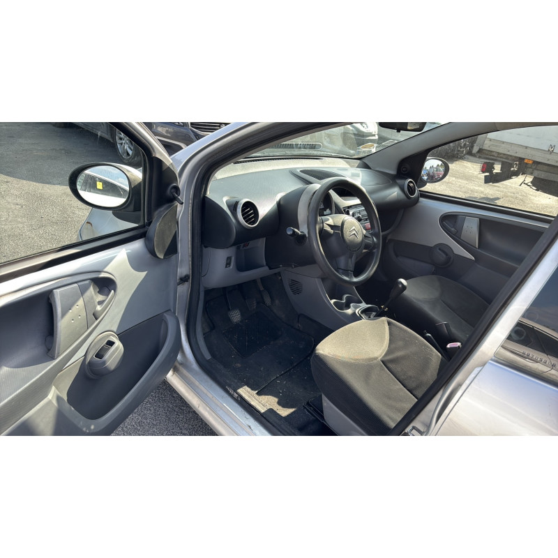 Porte avant droit CITROEN C1 1 Photo n°16