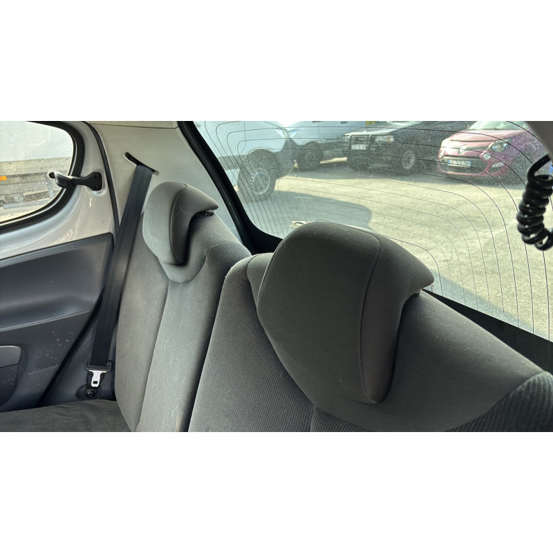 Porte avant droit CITROEN C1 1 Photo n°18