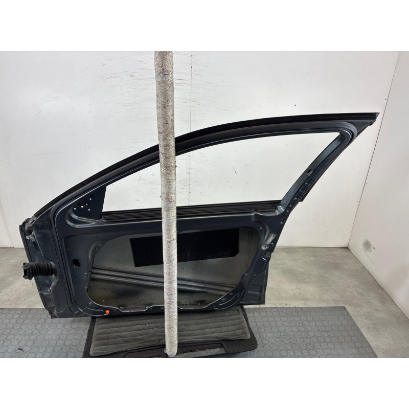 Porte avant droit MERCEDES CLASSE C 204 Photo n°1