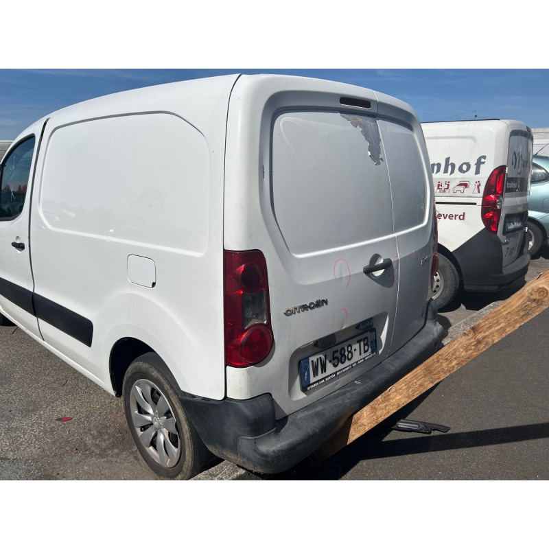 Attache ceinture avant gauche CITROEN BERLINGO 2 Photo n°17