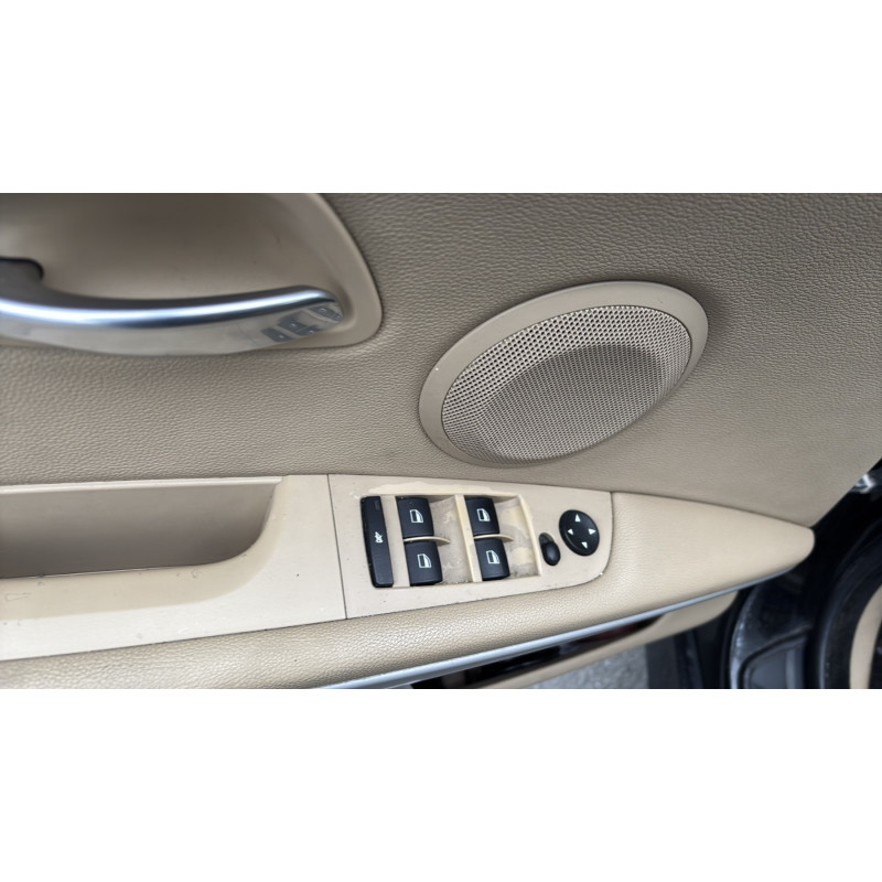 Anti brouillard gauche (feux) BMW SERIE 3 E91 Photo n°17