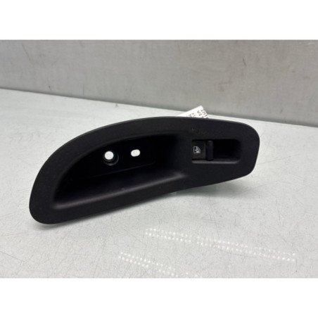 Interrupteur de leve vitre arriere droit FIAT 500X Photo n°1