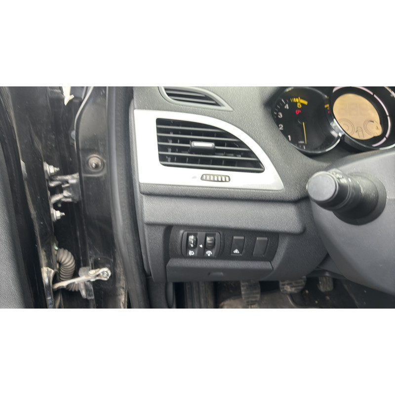 Capot RENAULT MEGANE 3 Photo n°18