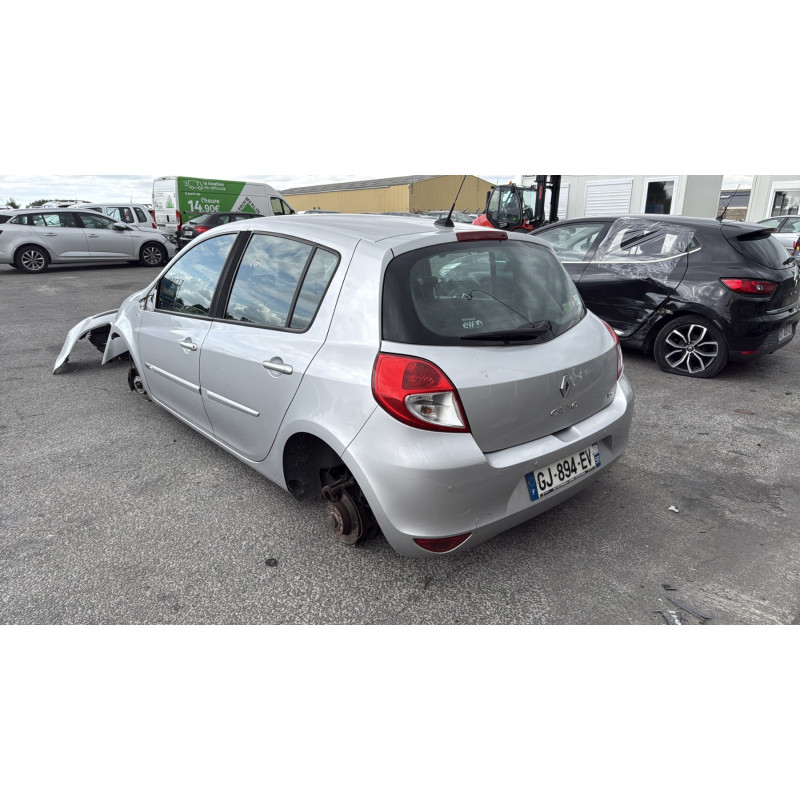 Charniere de porte avant gauche RENAULT CLIO 3 Photo n°7