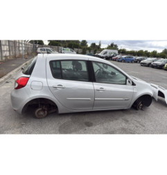 Charniere de porte avant gauche RENAULT CLIO 3