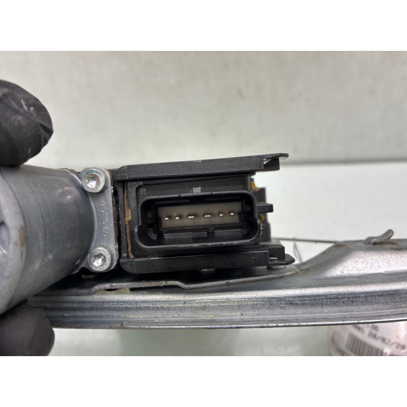 Leve vitre electrique arriere gauche CITROEN C5 2 Photo n°1