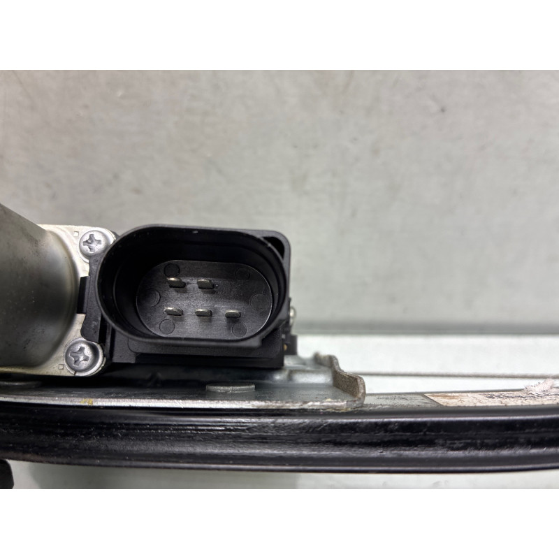 Leve vitre electrique arriere gauche BMW SERIE 3 E90 Photo n°3
