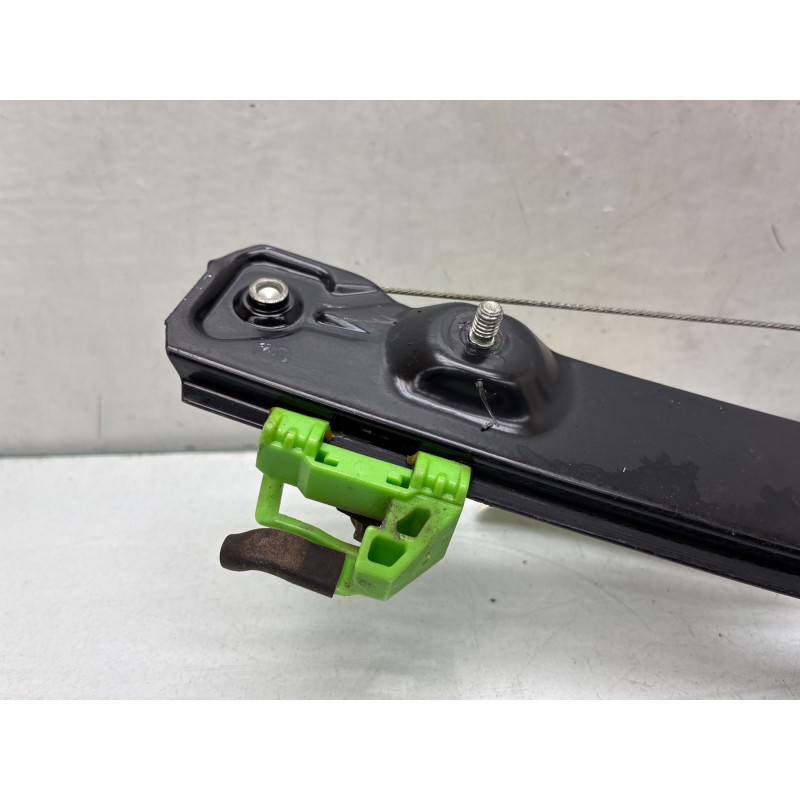 Leve vitre electrique arriere gauche BMW SERIE 3 E90 Photo n°5