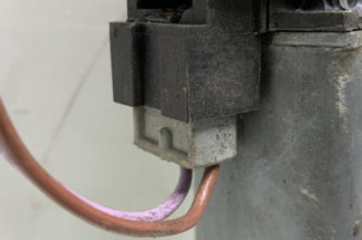 Leve vitre electrique avant droit PEUGEOT 205