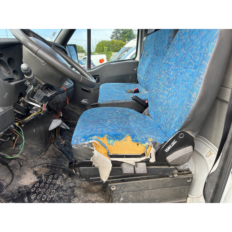 Poignee porte coffre droit IVECO DAILY 3 Photo n°18