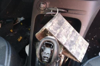 Verin de capot RENAULT CAPTUR 1