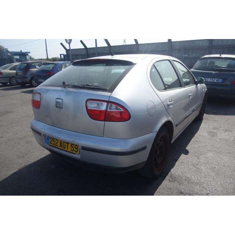 Vitre avant gauche SEAT LEON 1 Photo n°13