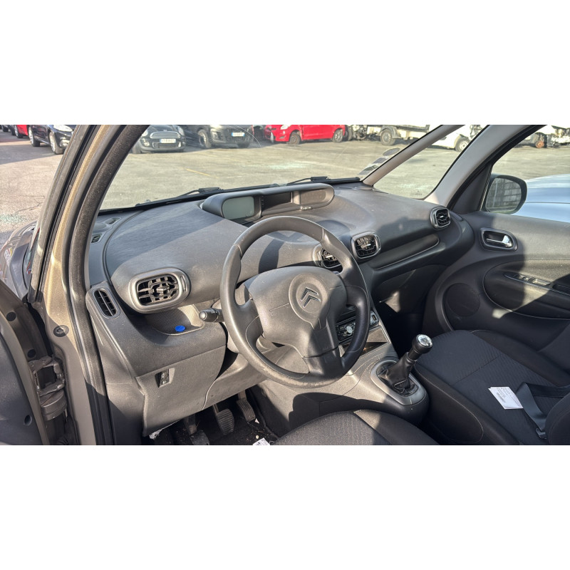 Pretensionneur de ceinture avant gauche CITROEN C3 PICASSO Photo n°15