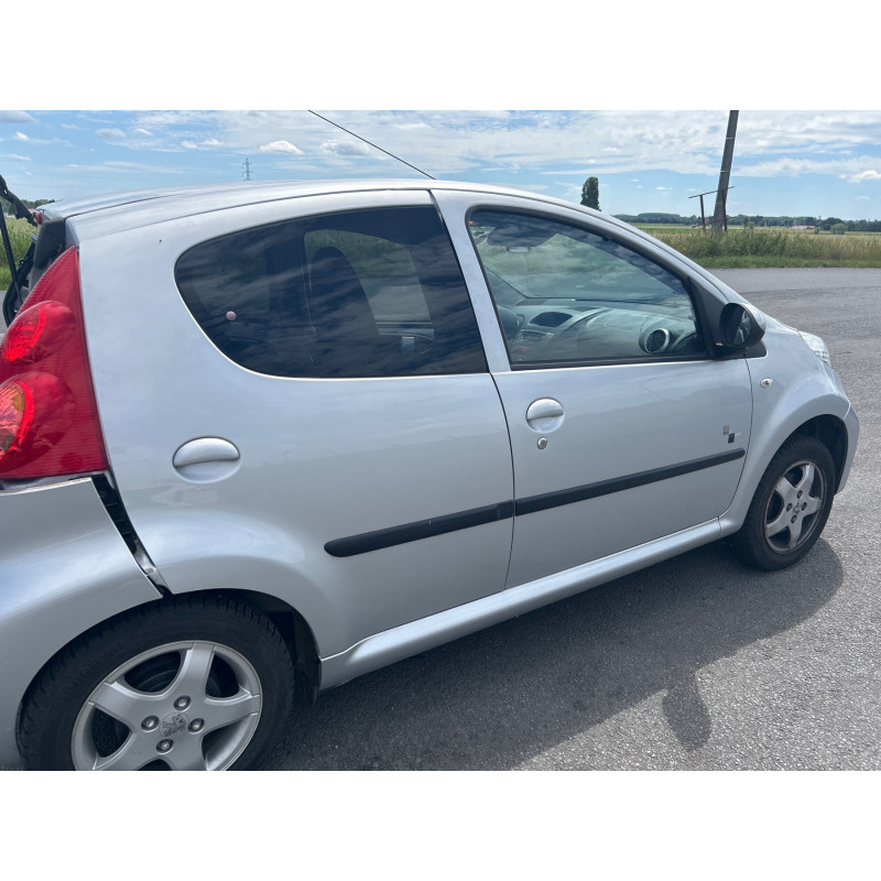 Autoradio d'origine PEUGEOT 107 Photo n°14