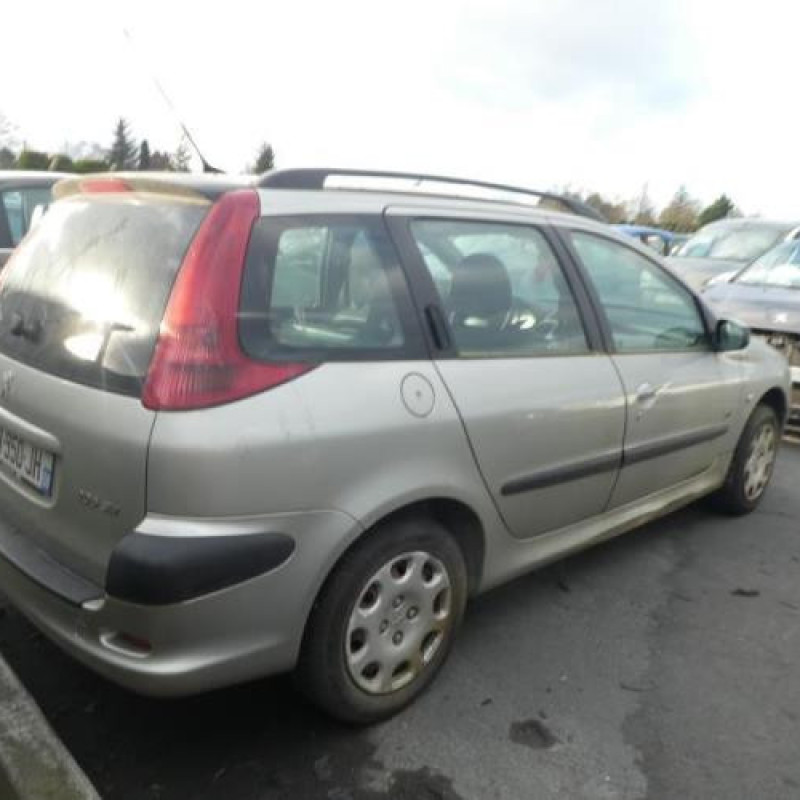Pretensionneur de ceinture avant droit PEUGEOT 206 Photo n°6