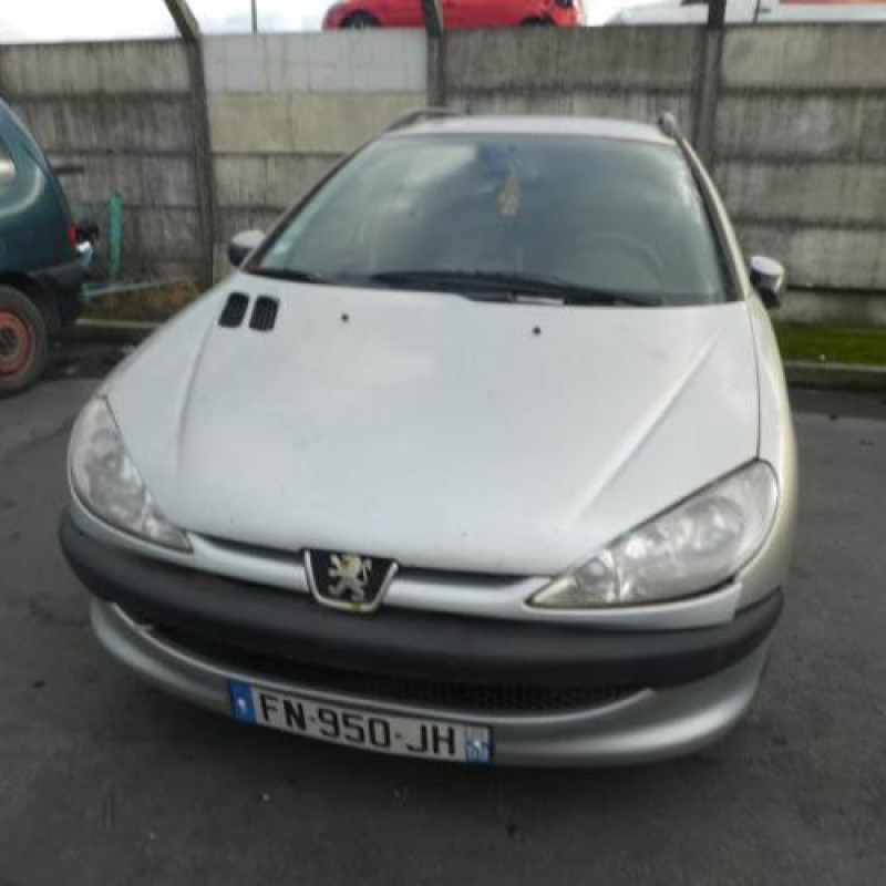 Pretensionneur de ceinture avant droit PEUGEOT 206 Photo n°10