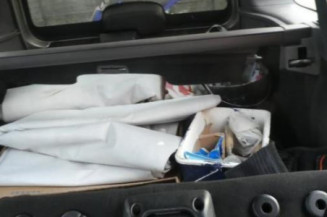 Pretensionneur de ceinture avant droit PEUGEOT 206