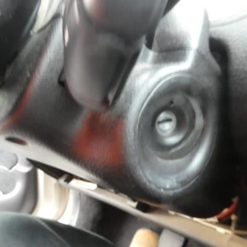 Pretensionneur de ceinture avant droit PEUGEOT 206 Photo n°16