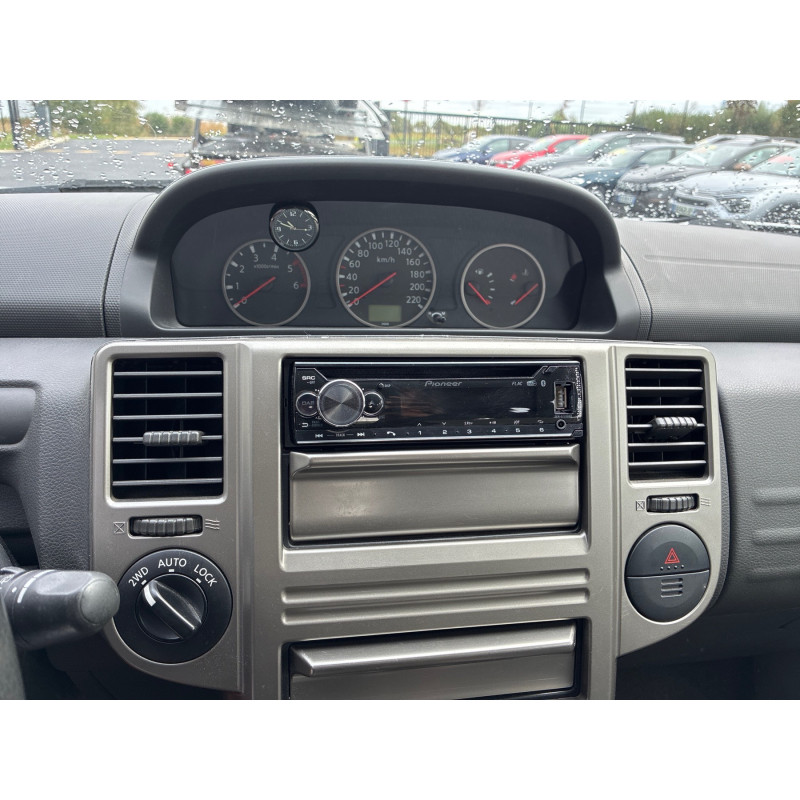 NISSAN X-TRAIL 1 PHASE 2 2.2 DCI - 16V TURBO 4X4 Photo n°8