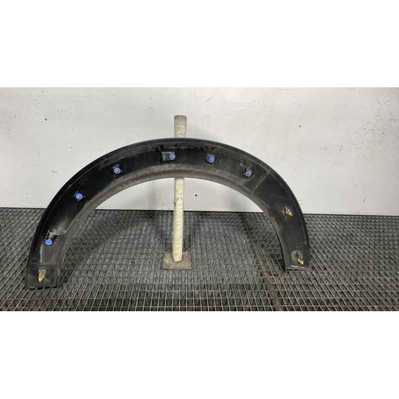 Extension d'aile arriere droit CITROEN C4 CACTUS Photo n°4