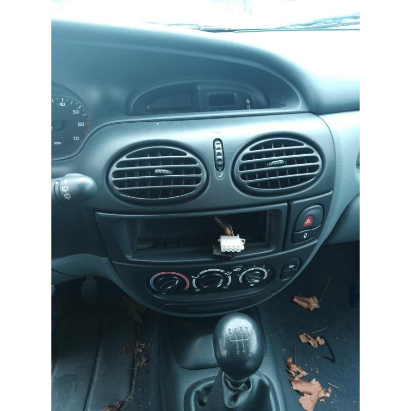 Anti brouillard gauche (feux) RENAULT MEGANE 1 Photo n°7