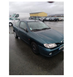 Anti brouillard gauche (feux) RENAULT MEGANE 1