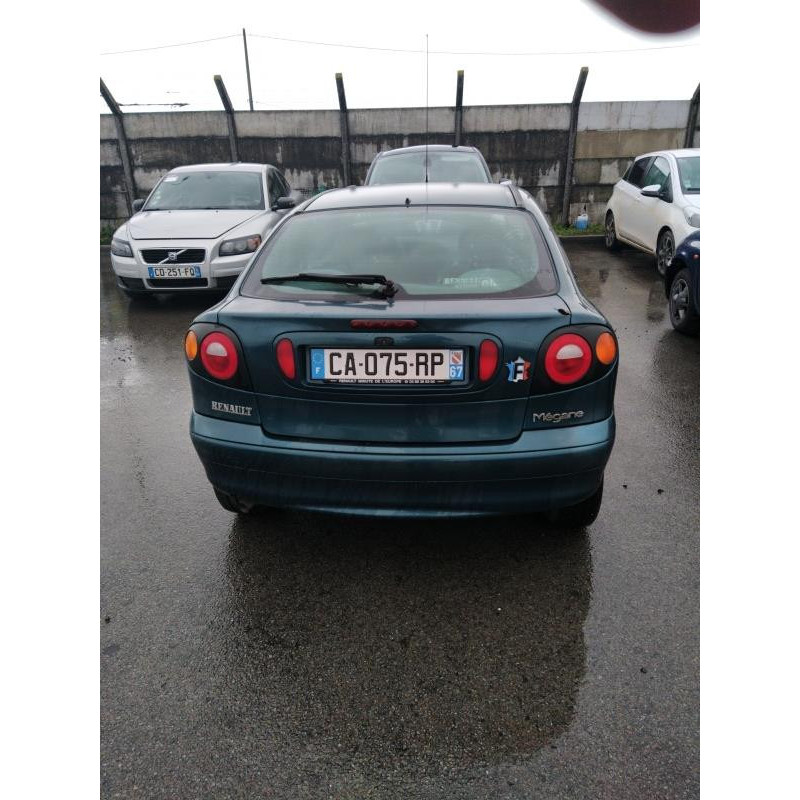 Anti brouillard gauche (feux) RENAULT MEGANE 1 Photo n°11