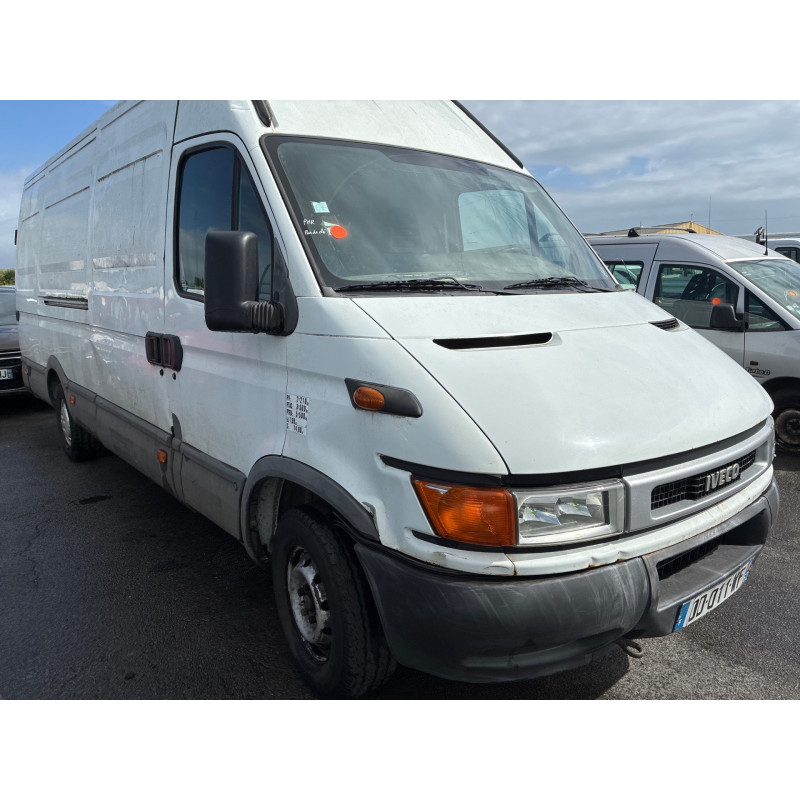 Repetiteur clignotant avant gauche (Feux) IVECO DAILY 3 Photo n°8