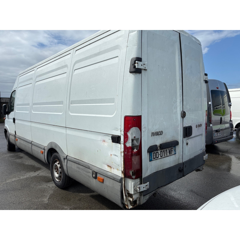 Repetiteur clignotant avant gauche (Feux) IVECO DAILY 3 Photo n°11