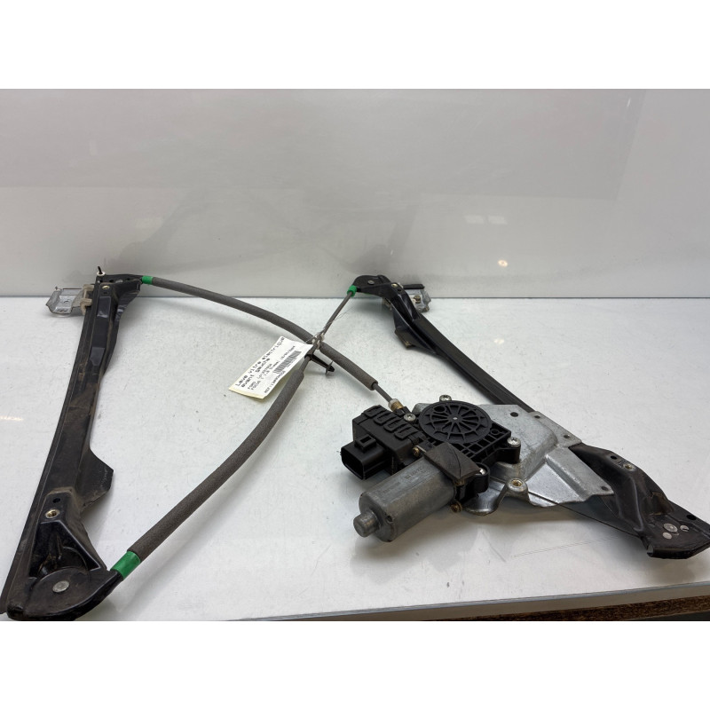 Leve vitre electrique avant gauche FORD FOCUS 1 Photo n°3