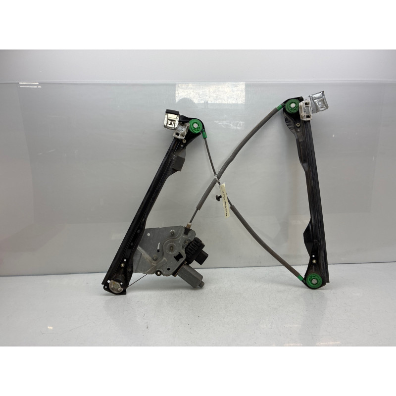 Leve vitre electrique avant gauche FORD FOCUS 1 Photo n°5