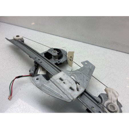 Leve vitre electrique avant droit PEUGEOT 107