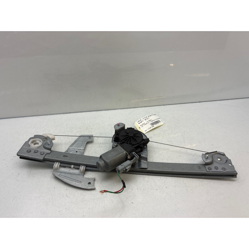 Leve vitre electrique avant droit PEUGEOT 107 Photo n°4