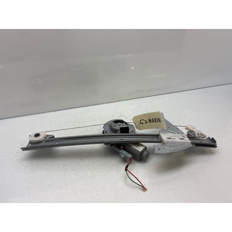 Leve vitre electrique avant droit PEUGEOT 107 Photo n°6