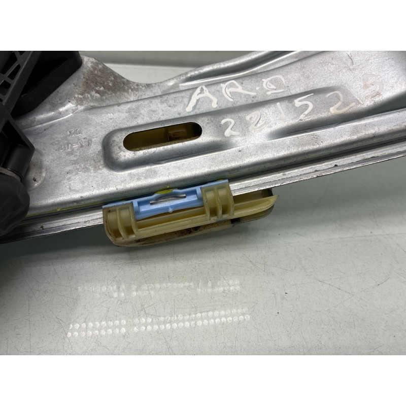 Leve vitre electrique arriere droit FIAT TIPO 2 Photo n°4
