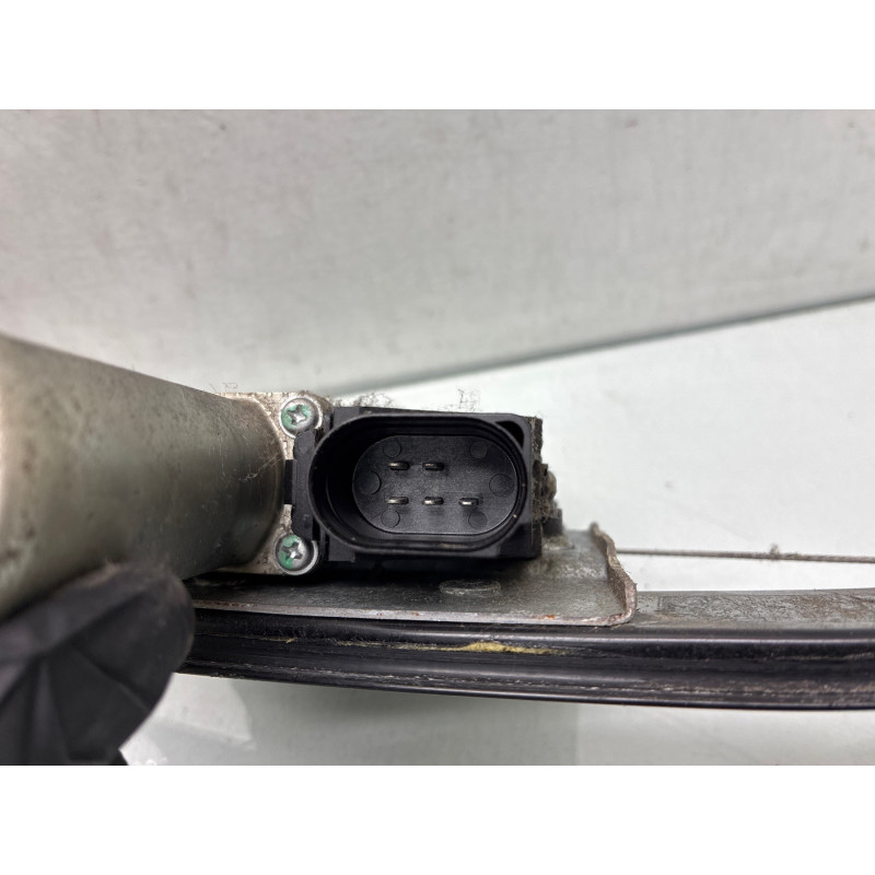 Leve vitre electrique arriere gauche BMW SERIE 3 E91 Photo n°1