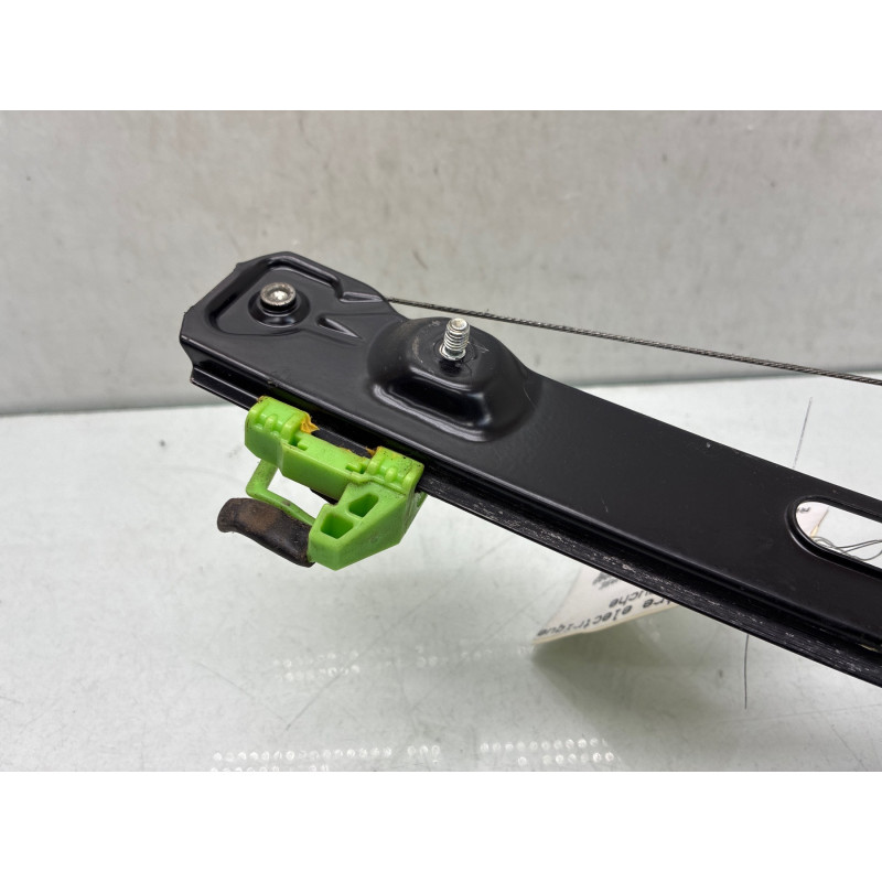 Leve vitre electrique arriere gauche BMW SERIE 3 E91 Photo n°2