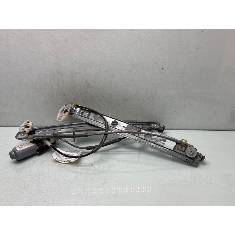 Leve vitre electrique avant droit RENAULT MEGANE 2 Photo n°4