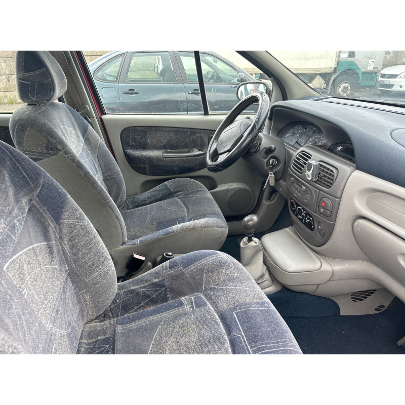 Neiman RENAULT SCENIC 1 Photo n°12