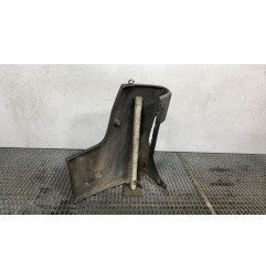 Crosse arriere droit RENAULT TRAFIC 2