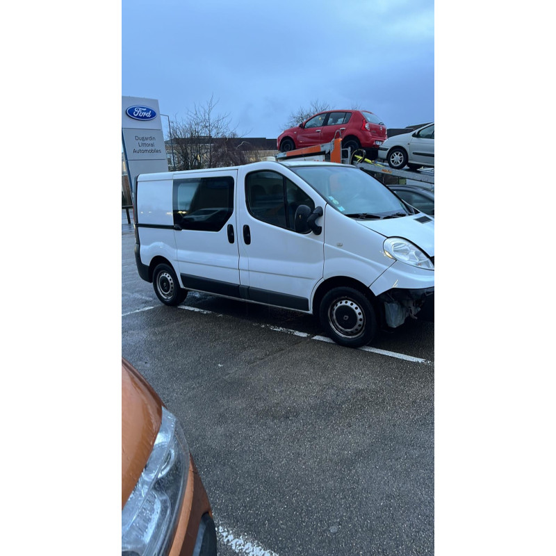 Crosse arriere droit RENAULT TRAFIC 2 Photo n°6
