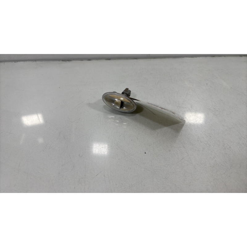 Repetiteur clignotant avant droit  (Feux) CITROEN C3 1 Photo n°1